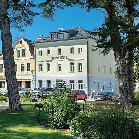 Stadthotel Oberndorf - 24h Self Check-in Terminal 3* Oberndorf bei Salzburg