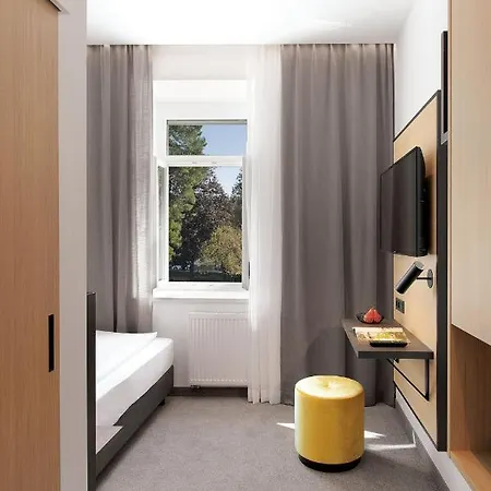 Stadthotel Oberndorf - 24h Self Check-in Terminal Hotel Oberndorf bei Salzburg
