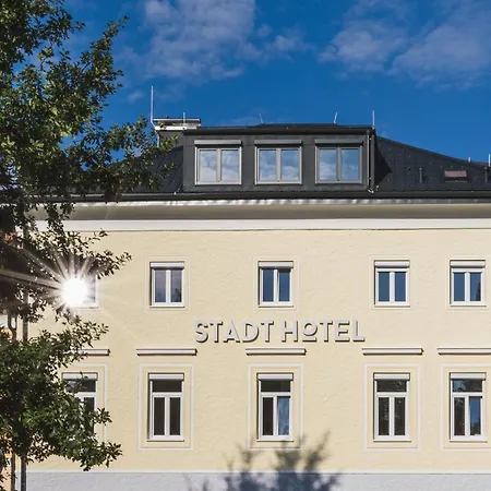 Hotel Stadthotel Oberndorf - 24h Self Check-in Terminal 3*