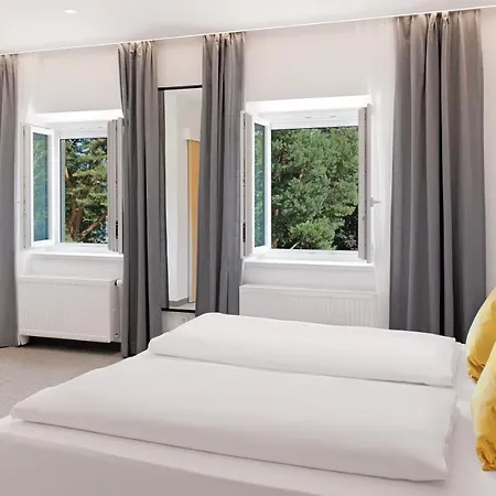 Stadthotel Oberndorf 酒店