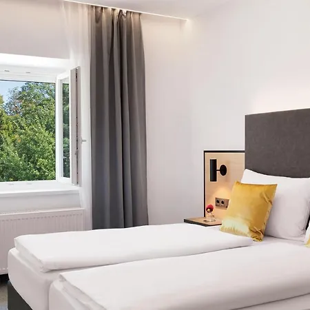 Hotel Stadthotel Oberndorf - 24h Self Check-in Terminal Oberndorf bei Salzburg