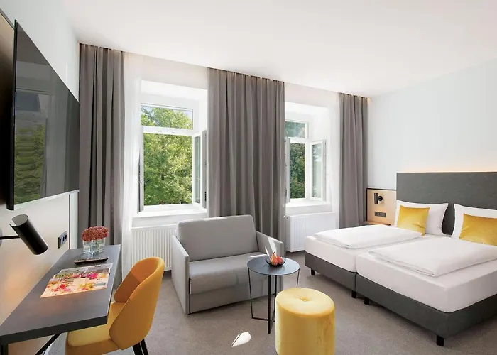 Stadthotel Oberndorf 3*